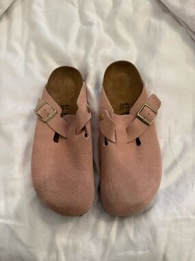 Birkenstock Suede Clog Mules - Dusty Pink